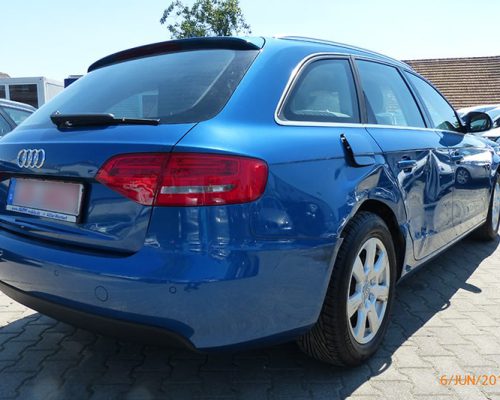 Audi A4 blau (2)